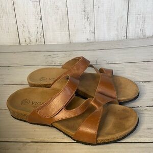 Vionic Pamplona Tan Leather Slide Sandal